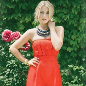 Stella and Dot Indira Bib